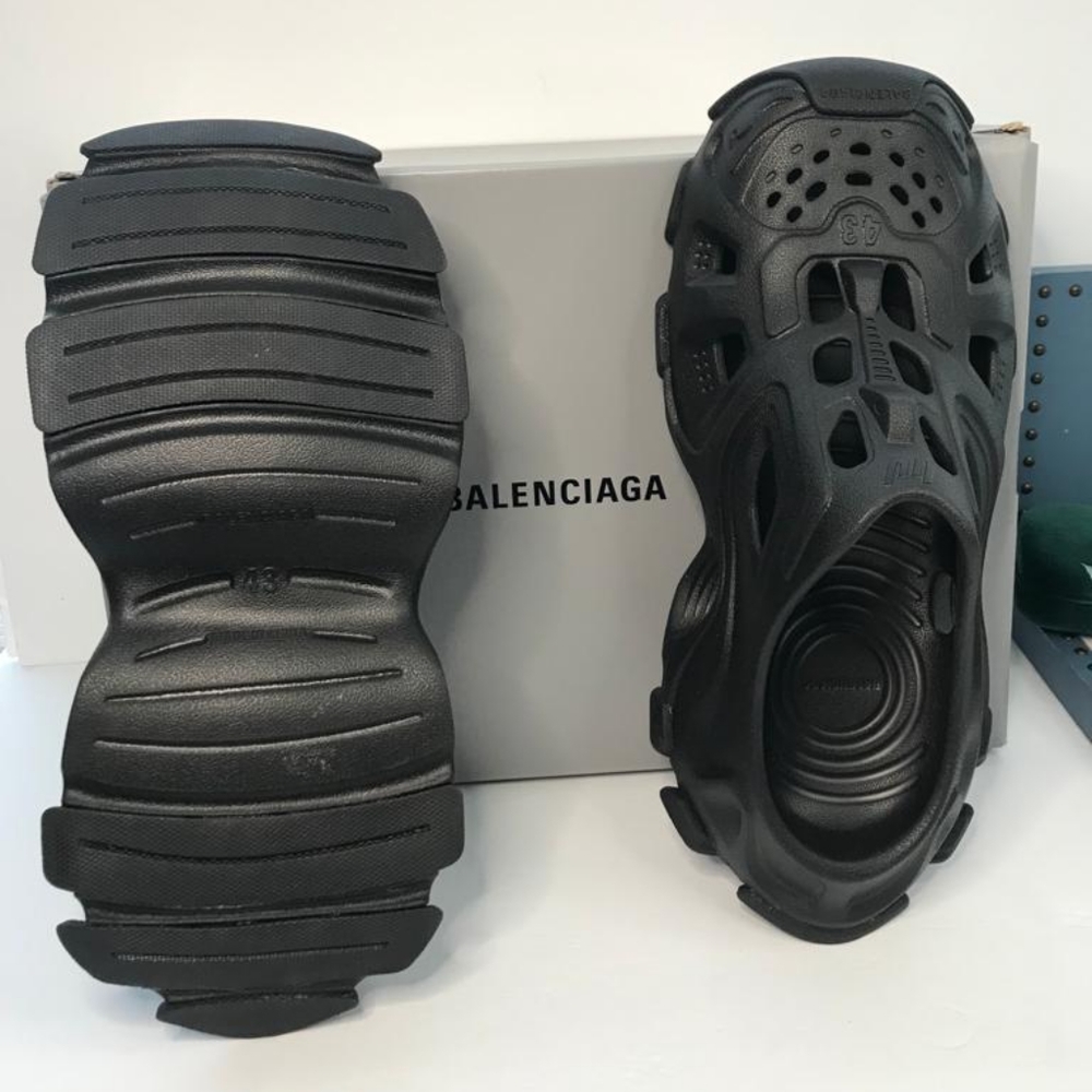 💯New Authentic ConsciousBalenciagaHD cut-out mules - Picture 10 of 11